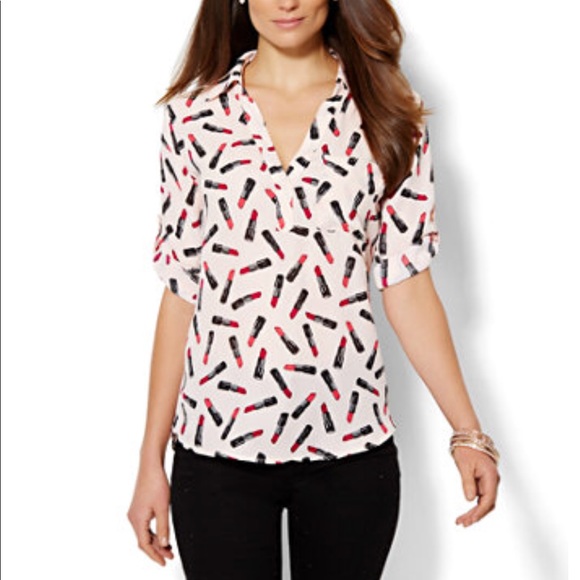 New York & Company Tops - Lipstick Blouse!💄